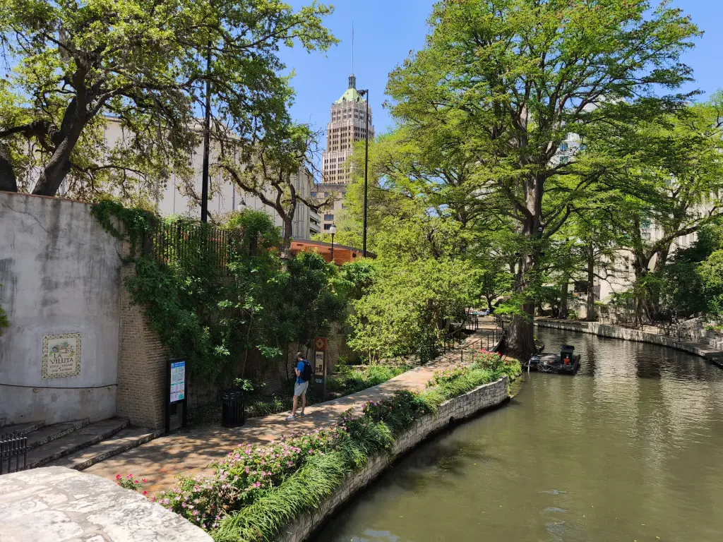 SanAntonioRiver02.webp