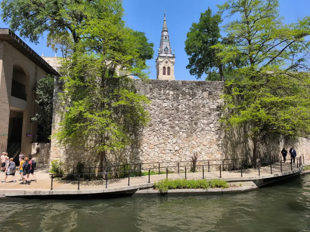SanAntonioRiver05.webp